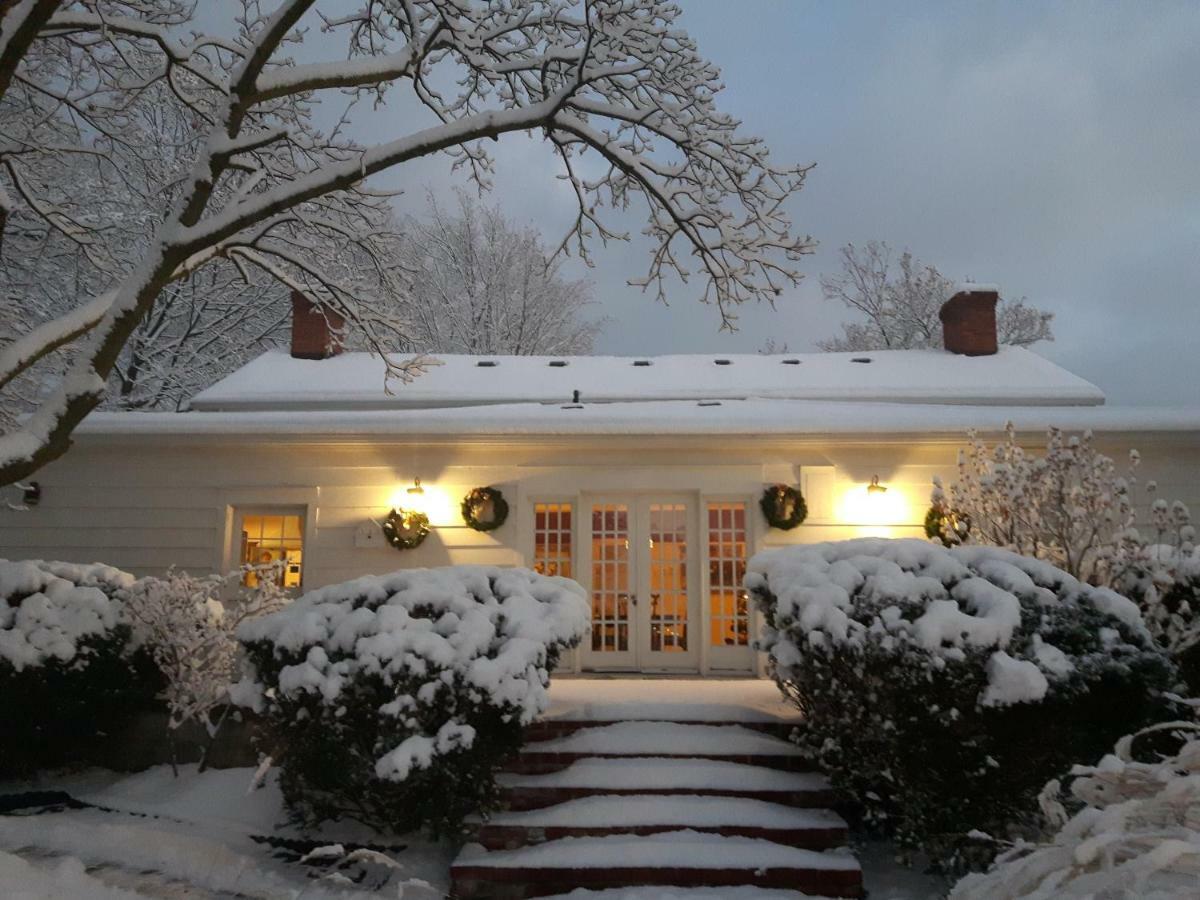 Bed and Breakfast Historic Wilson-Guy House Niagara-on-the-Lake Exterior foto